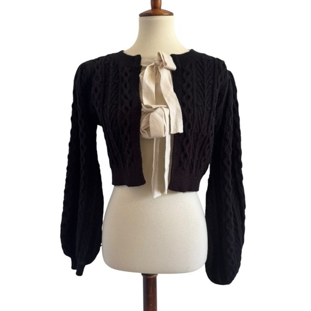 American Threads Coquette Cable Knit Cropped Tie Cardigan Size Small